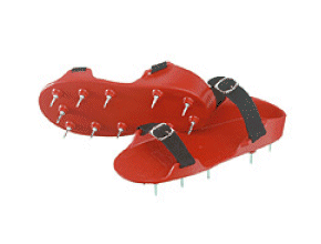 Spijkerzolen rood 3cm scherp met gespsluiting